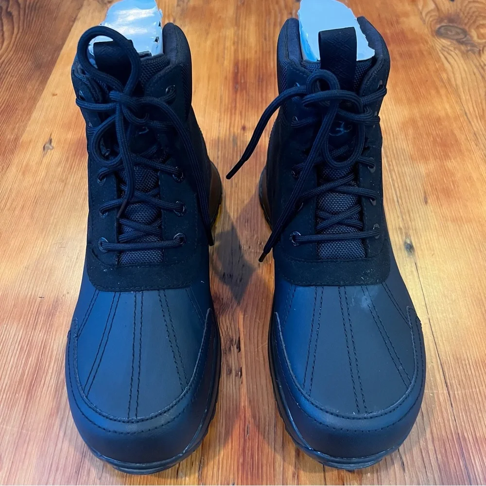 New in Box Emmett Duck‎ Boot Black size 11 waterproof insulated